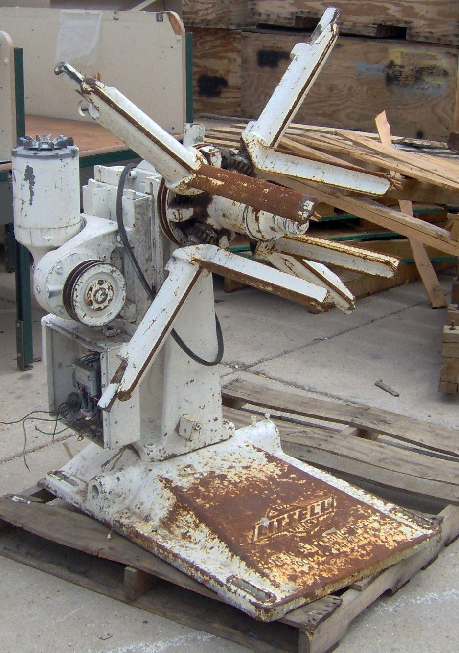 1000 LB X 26' LITTELL #10 MOTORIZED CENTERING REEL: STOCK #54798