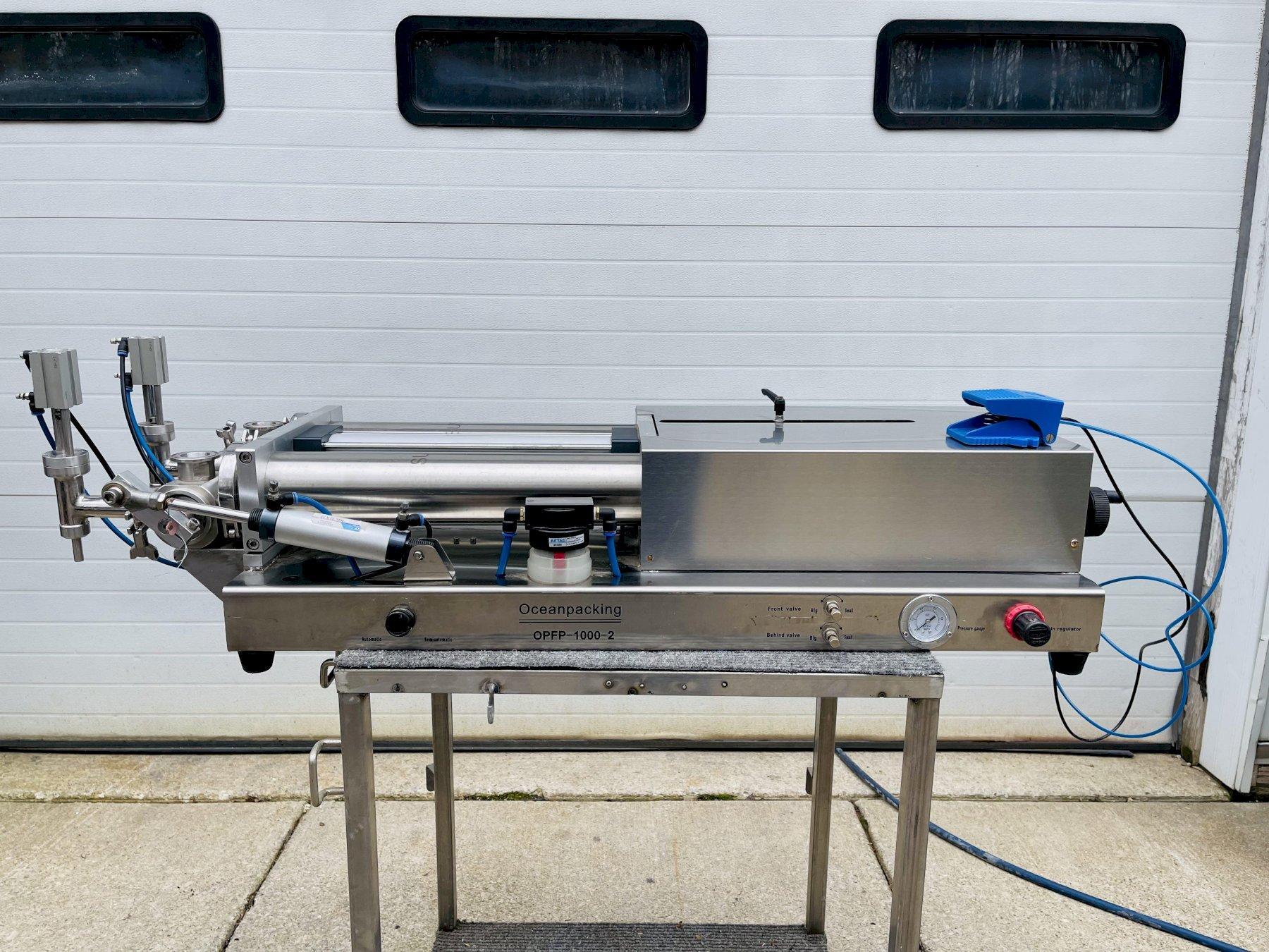 Oceanpacking OPFP-1000-2Fully Pneumatic Two Piston 
Tabletop Filler