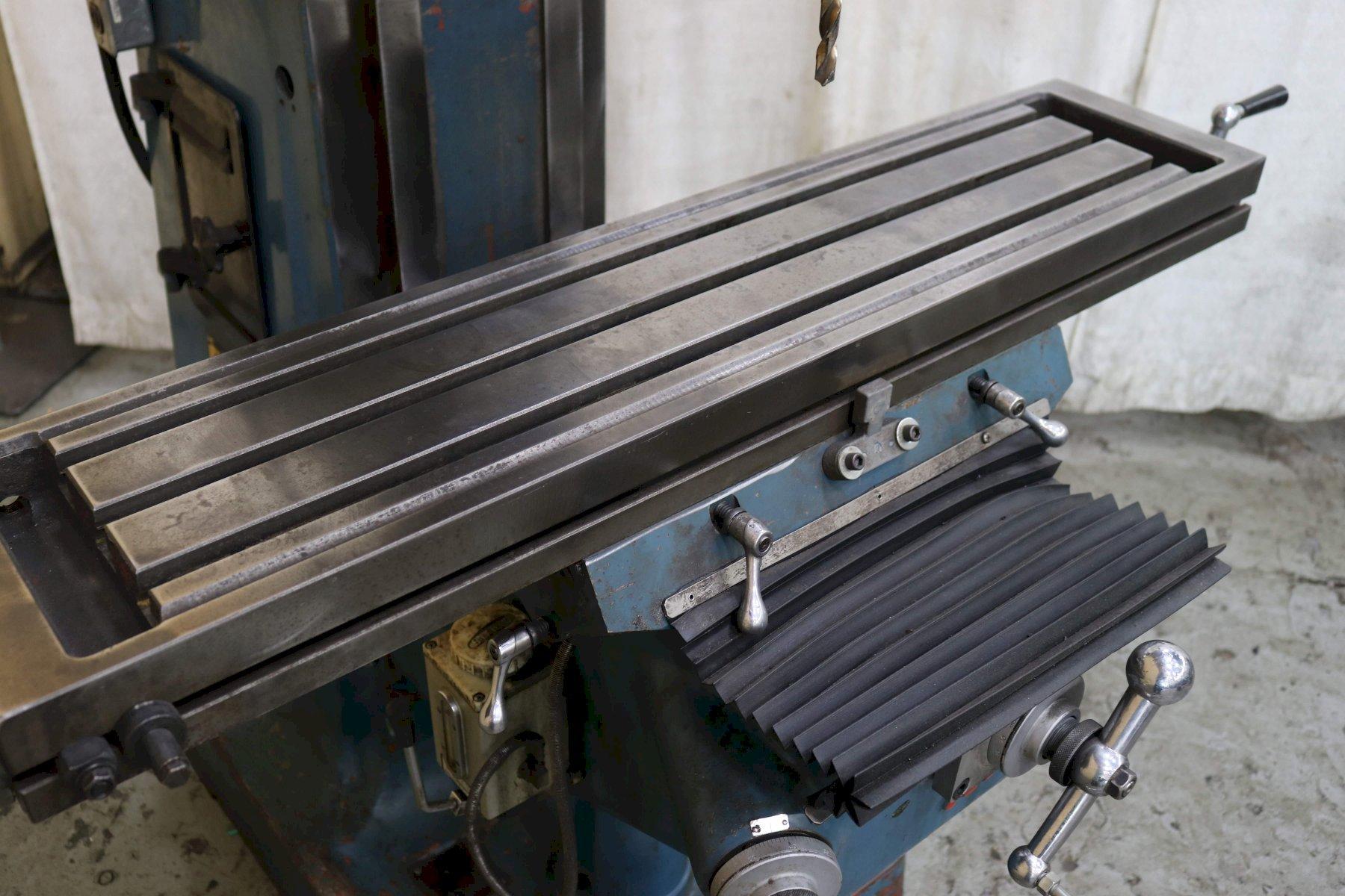 3 HP 42' X 9' CLEVELAND VERTICAL RAM TYPE MILL: STOCK #73103