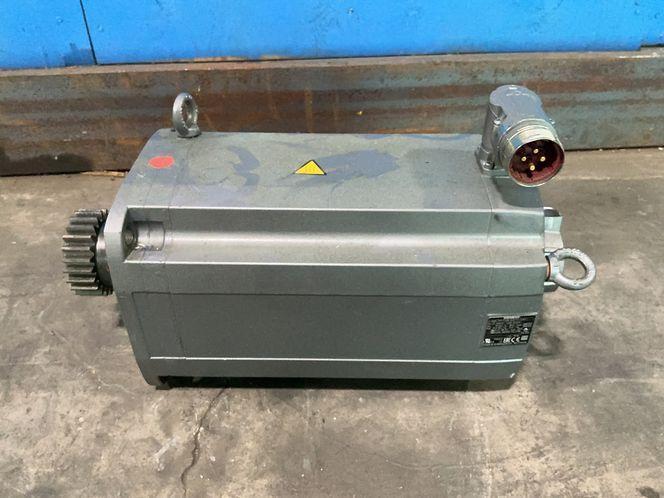 SIEMENS SERVO MOTOR   -  1FT7108-5AF71-1CA1