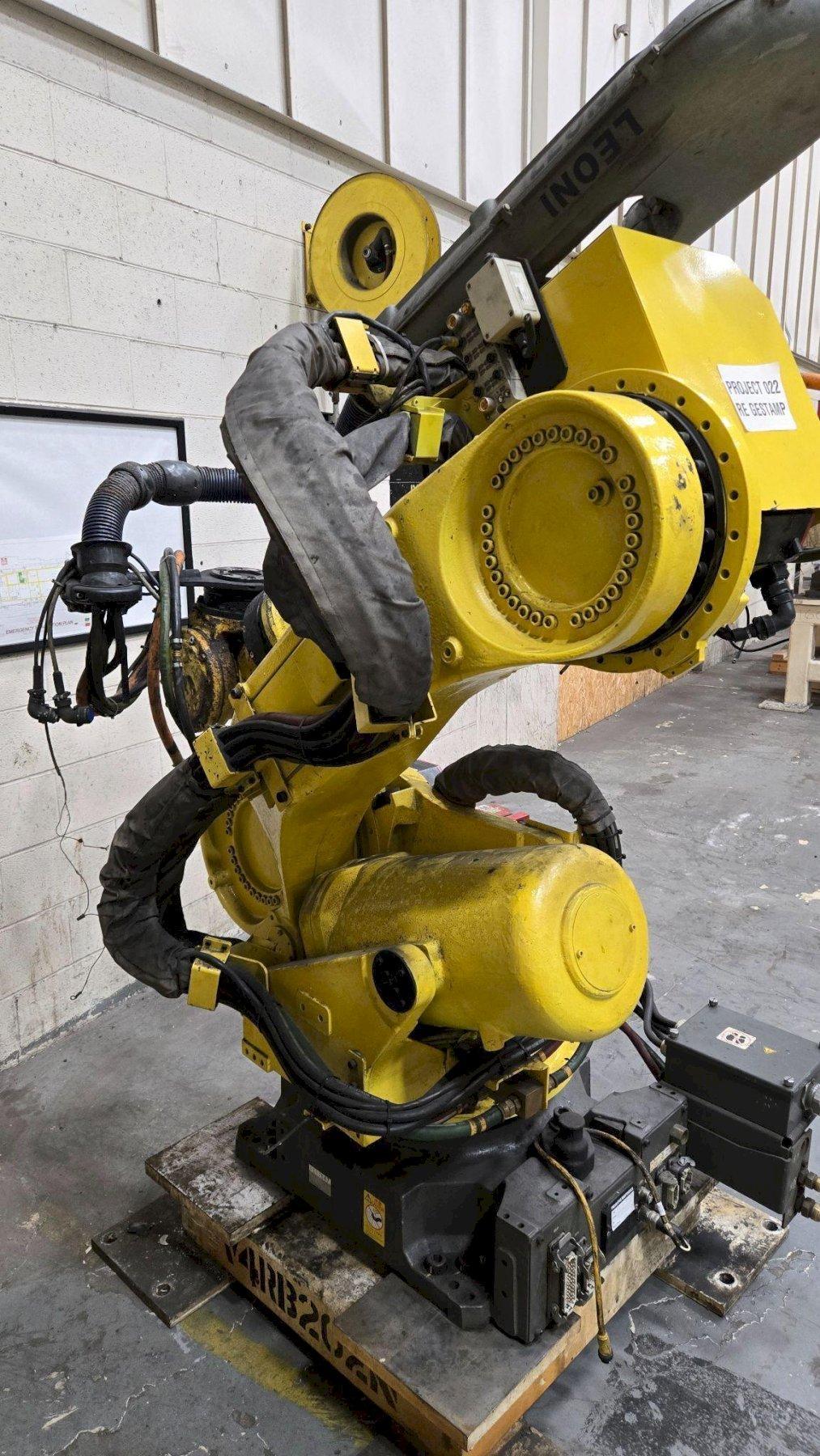 FANUC – R2000IB/210 W/ R-30IA Controls USED