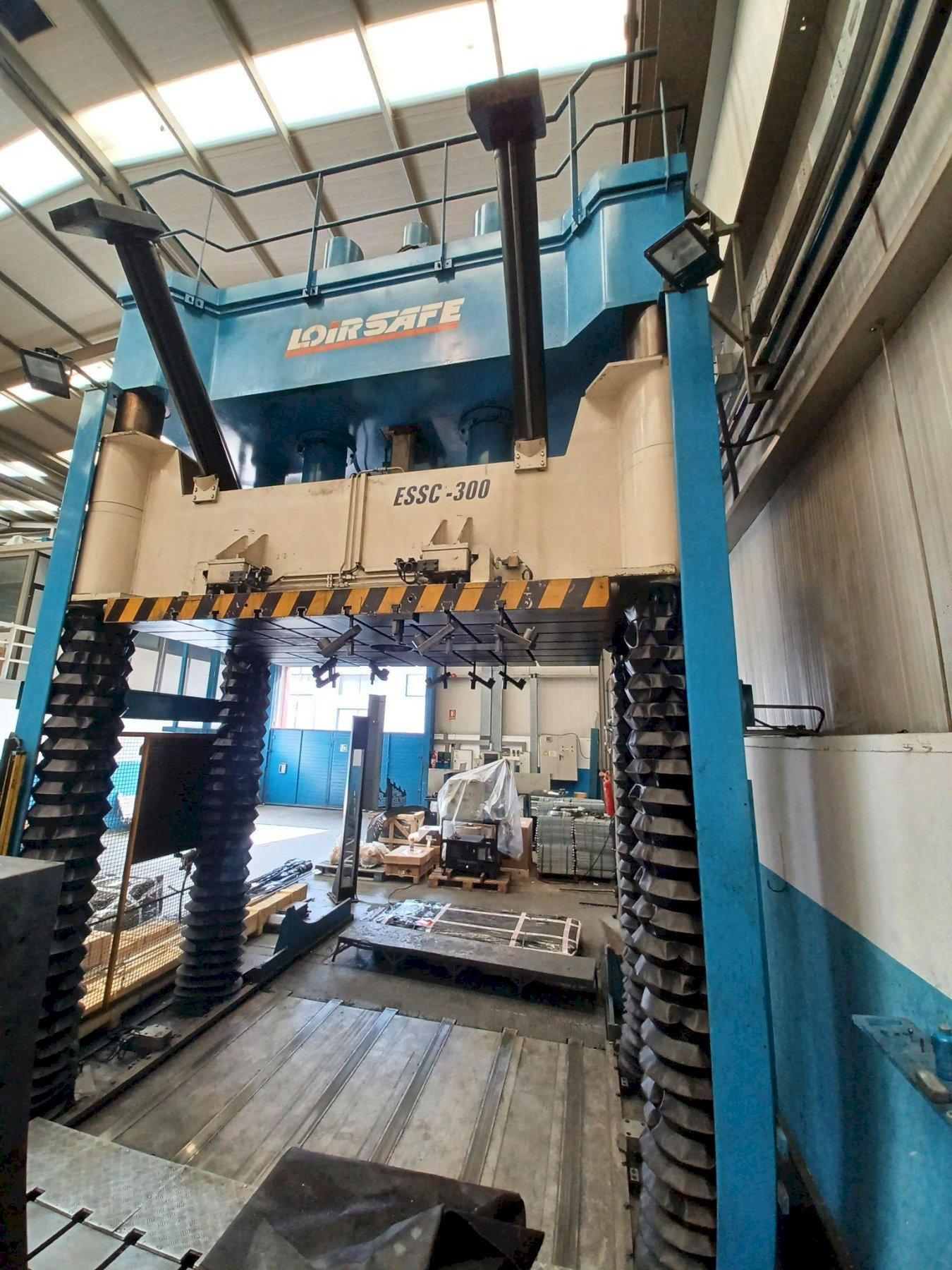 300 Ton LoireSafe Hydraulic Press