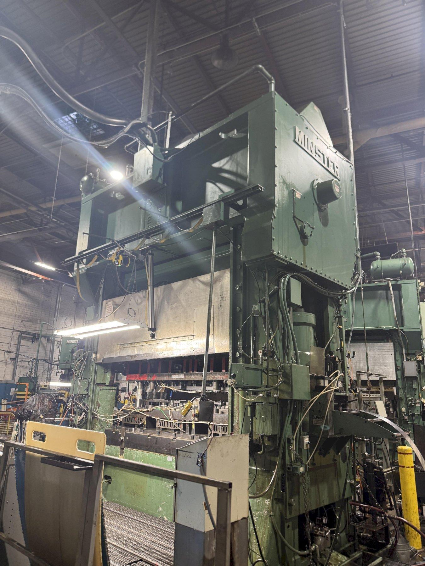 400 TON MINSTER E2-400-96-42 HEVI-STAMPER STRAIGHT SIDE PRESS. STOCK # 0431326