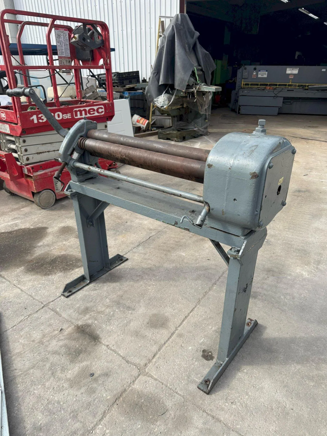 12GA. X 36" NIAGARA SLIP ROLL