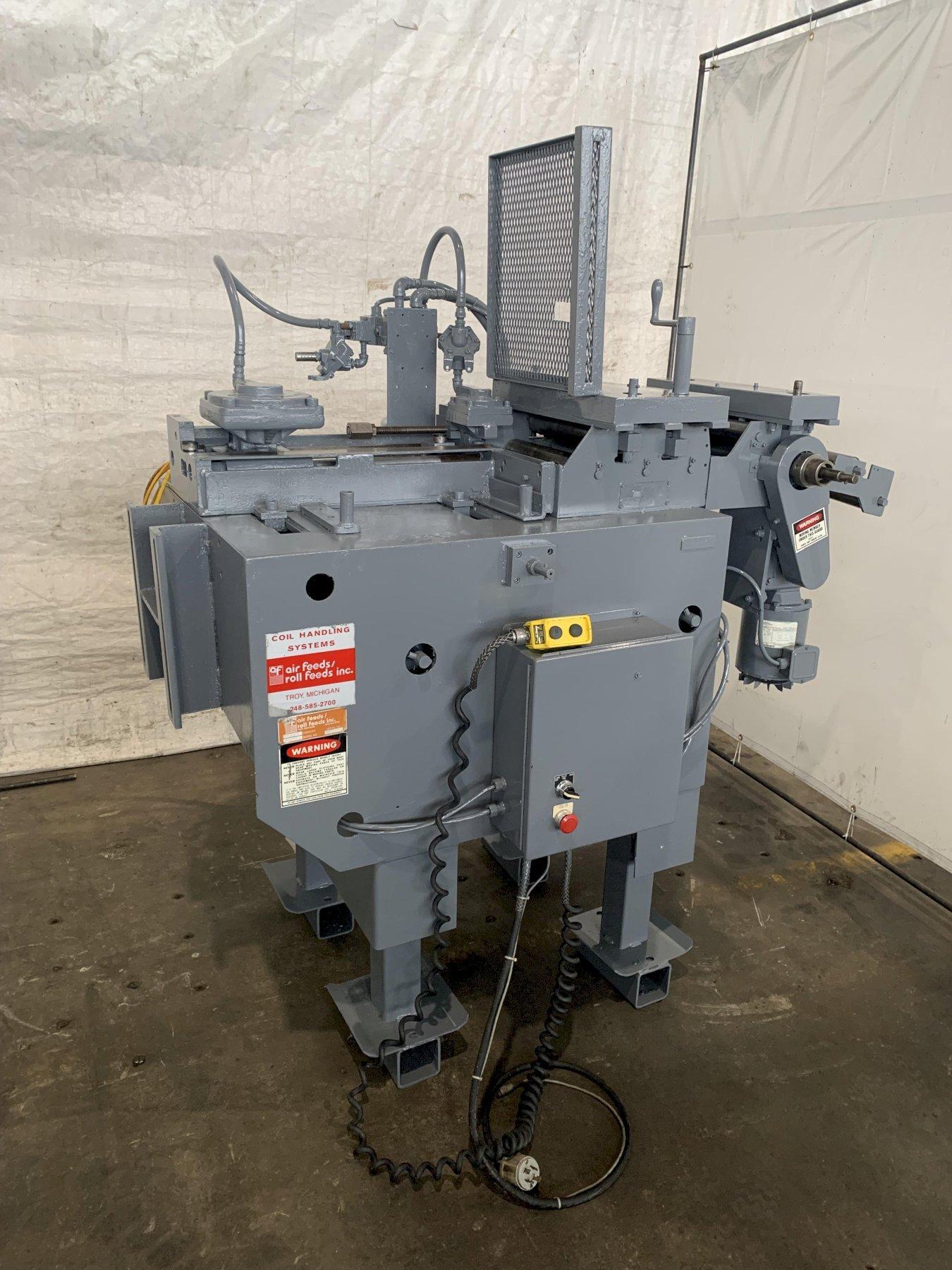AIR FEEDS AF-3 - Feeders, Air