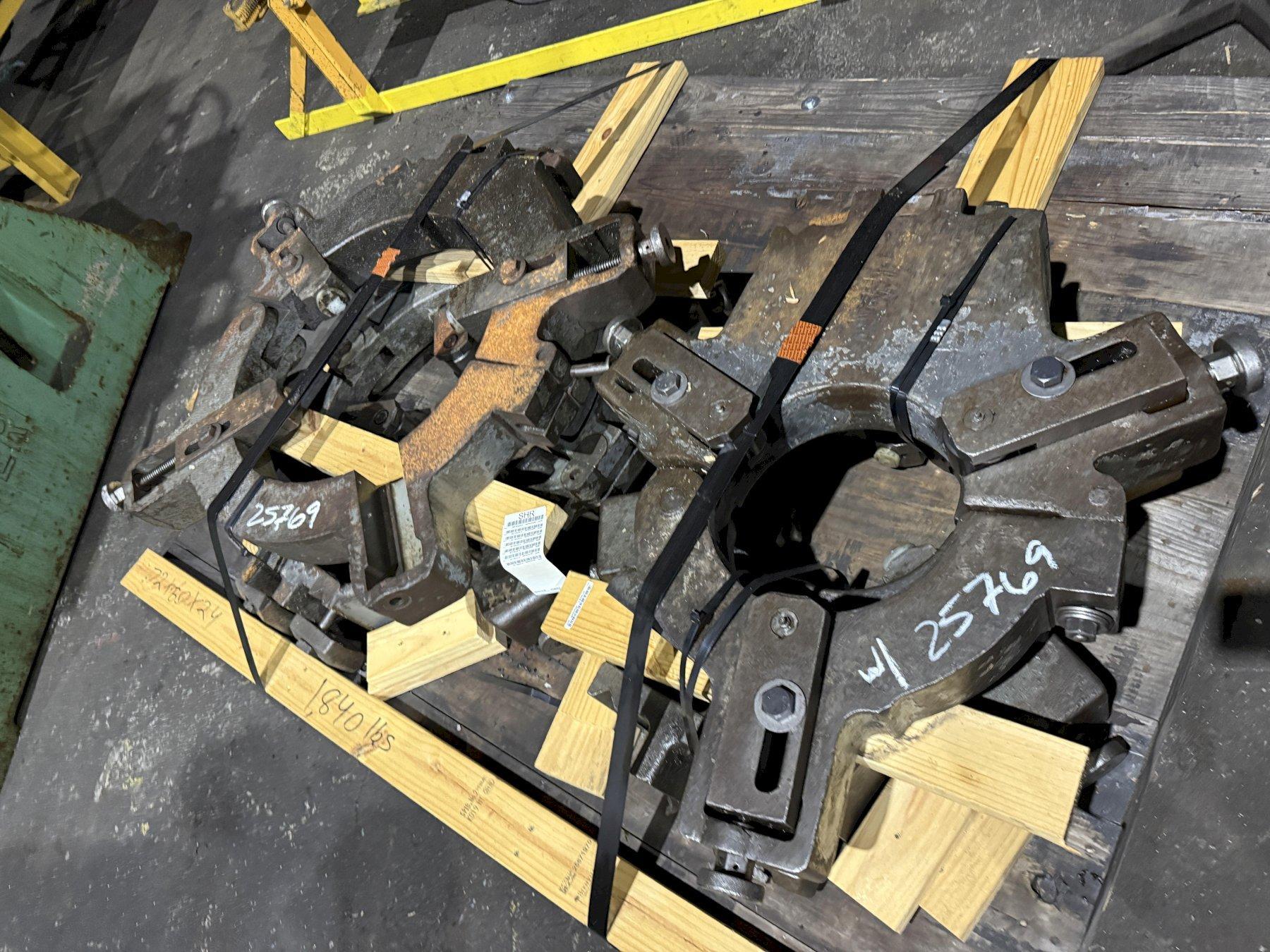 11" HEAVY DUTY STEADY REST FOR LATHE: YOBRO #26018