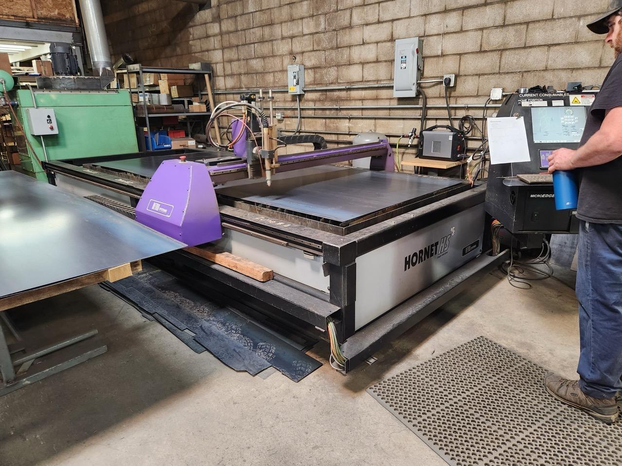 Hornet RetroSystems Plasma Hyperthem 1650 G3 Series, 2010 – 5′ x 12′ Table