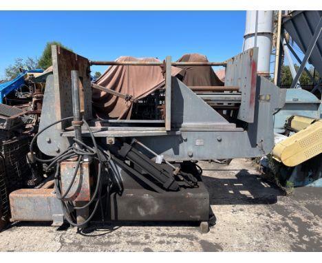 hall model 3h permanent molding machine s/n 303987 w, two cylinder style machine, post for casting catcher, 28
