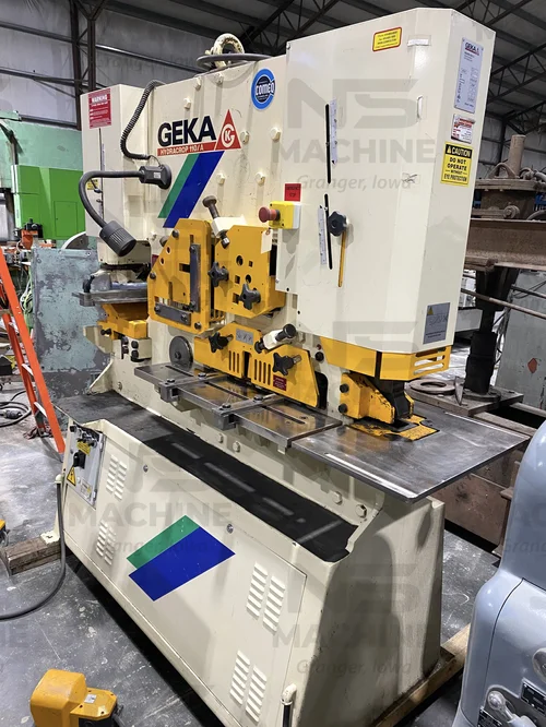 121 TON GEKA HYDRACROP 110/A IRONWORKER