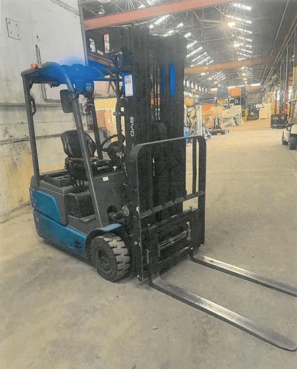 BYD ECB18-3W 4,000-Lb 3-Wheel Electric Forklift, 2023  (1)