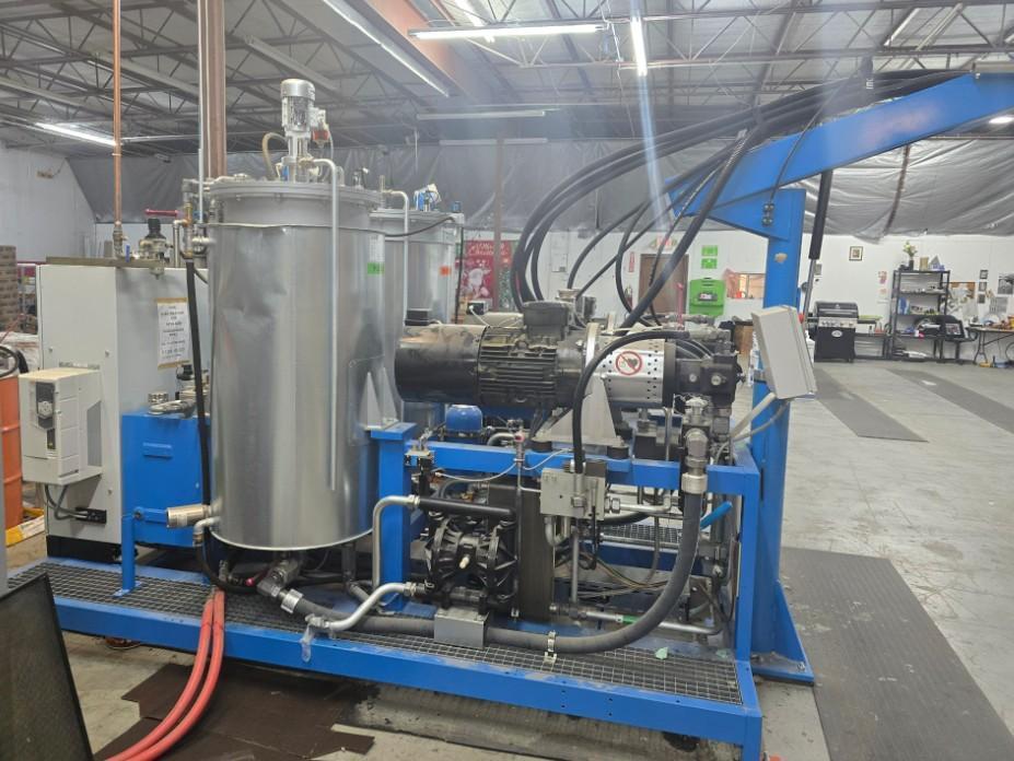 Hennecke HIGHLINE 650 Polyurethane Metering & Mixing System with MT 18-2 Mixhead, 2016
