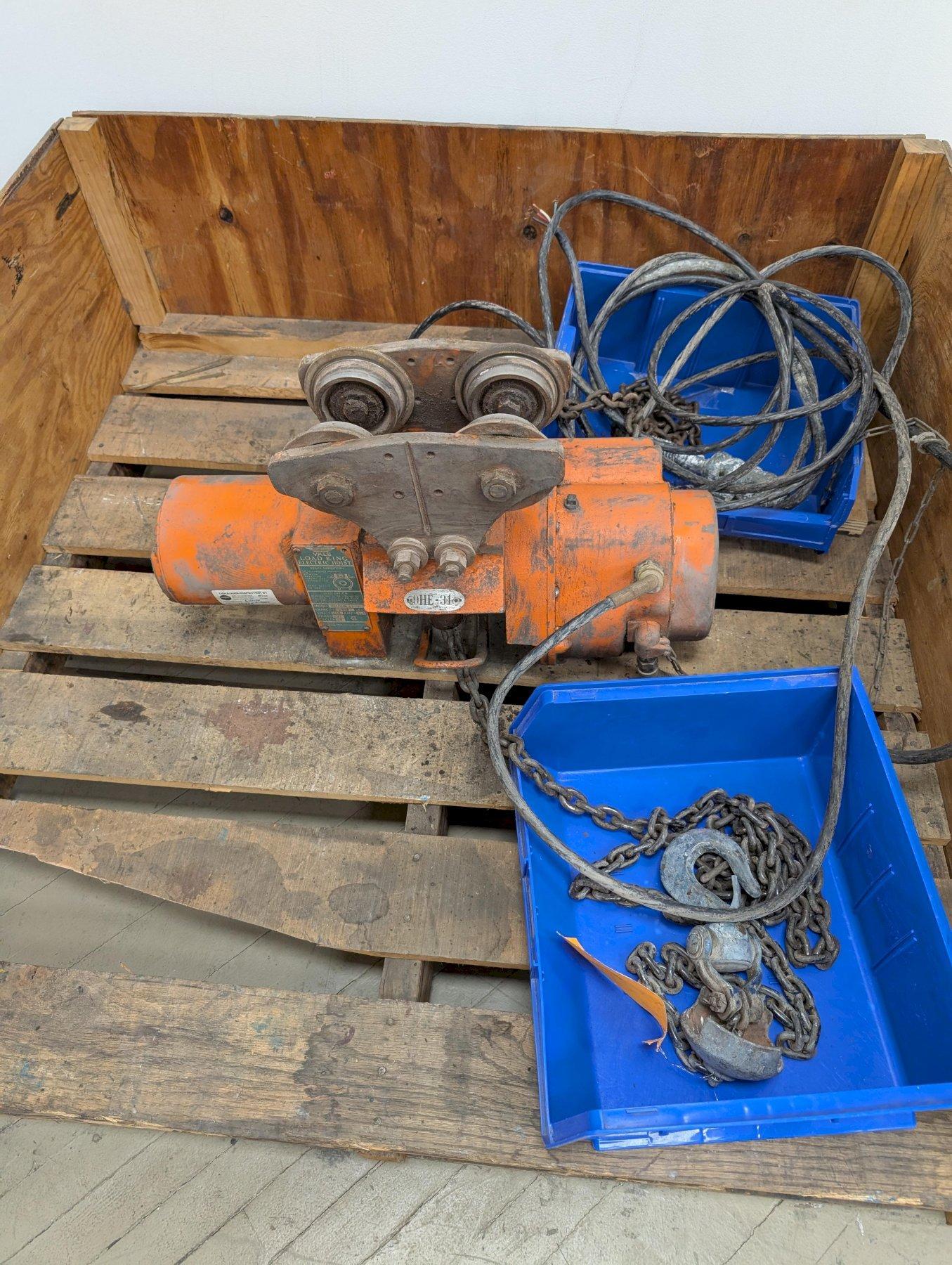 Yale 1-Ton Electric Hoist | 2000 lb Capacity | 3-Phase | Model PAX1M76L13RMP | 60 Hz | 3.4A