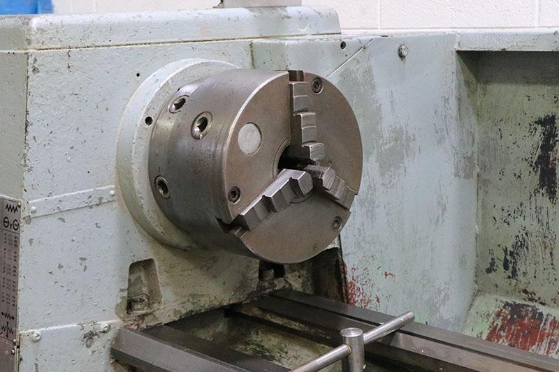15" x 30" CLAUSING-COLCHESTER ENGINE LATHE MODEL: 8030