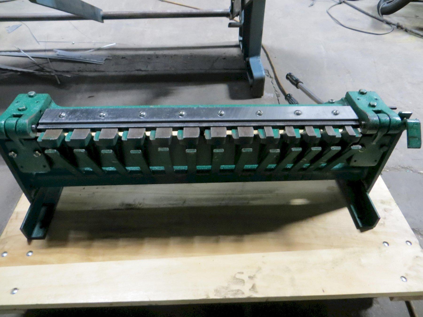 24" Tennsmith Cleatbender Model CB24