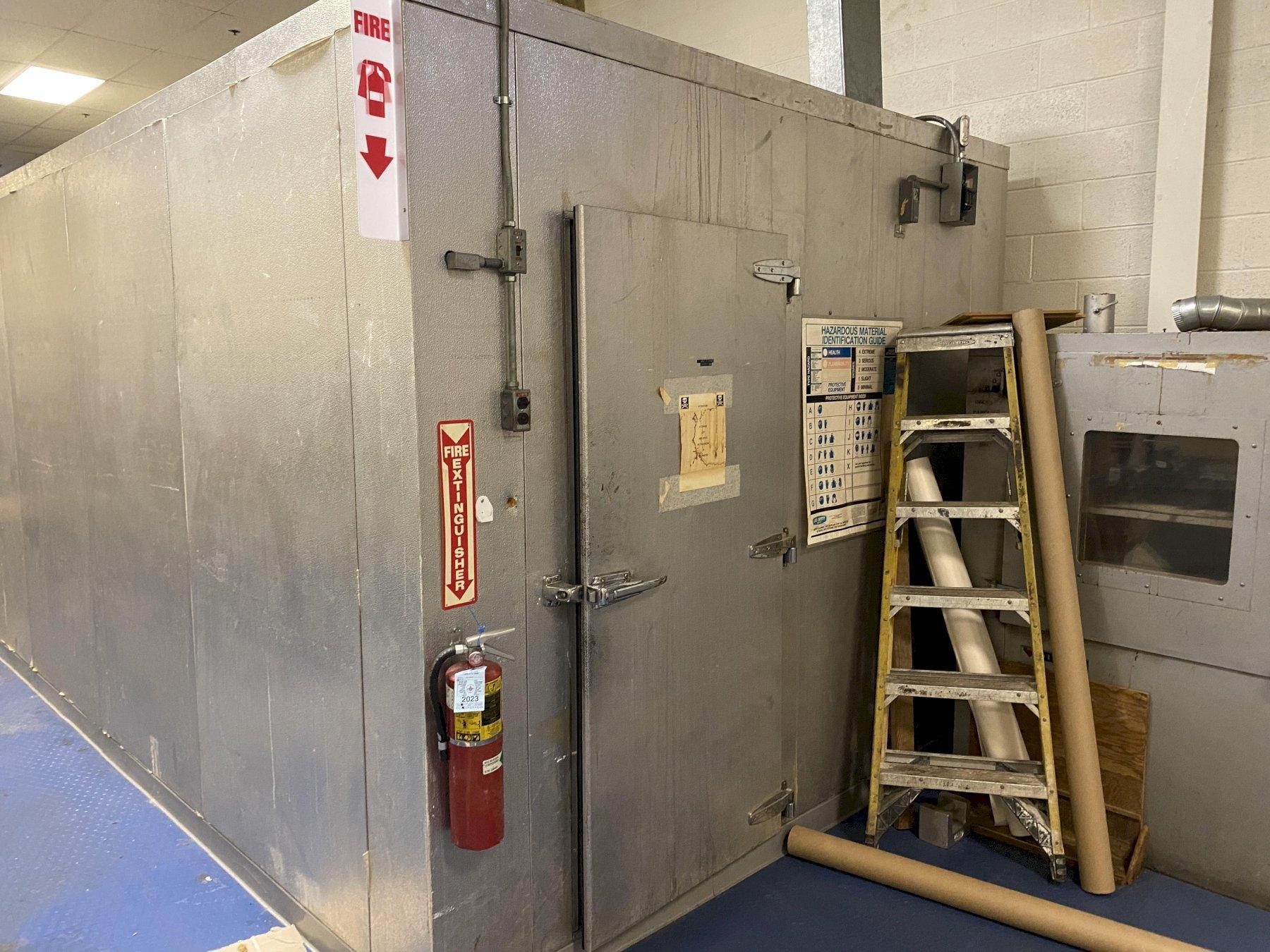 Commercial Walk-in Cooler, Freezer Cold Storage Room with insulated floor, 21’ L x 9’-9” W, 8’ H?