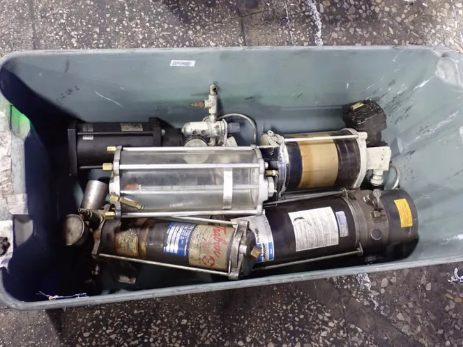 TRABON, LUBRIQUIP, DESTACO LUBRICATING PUMP SYSTEM