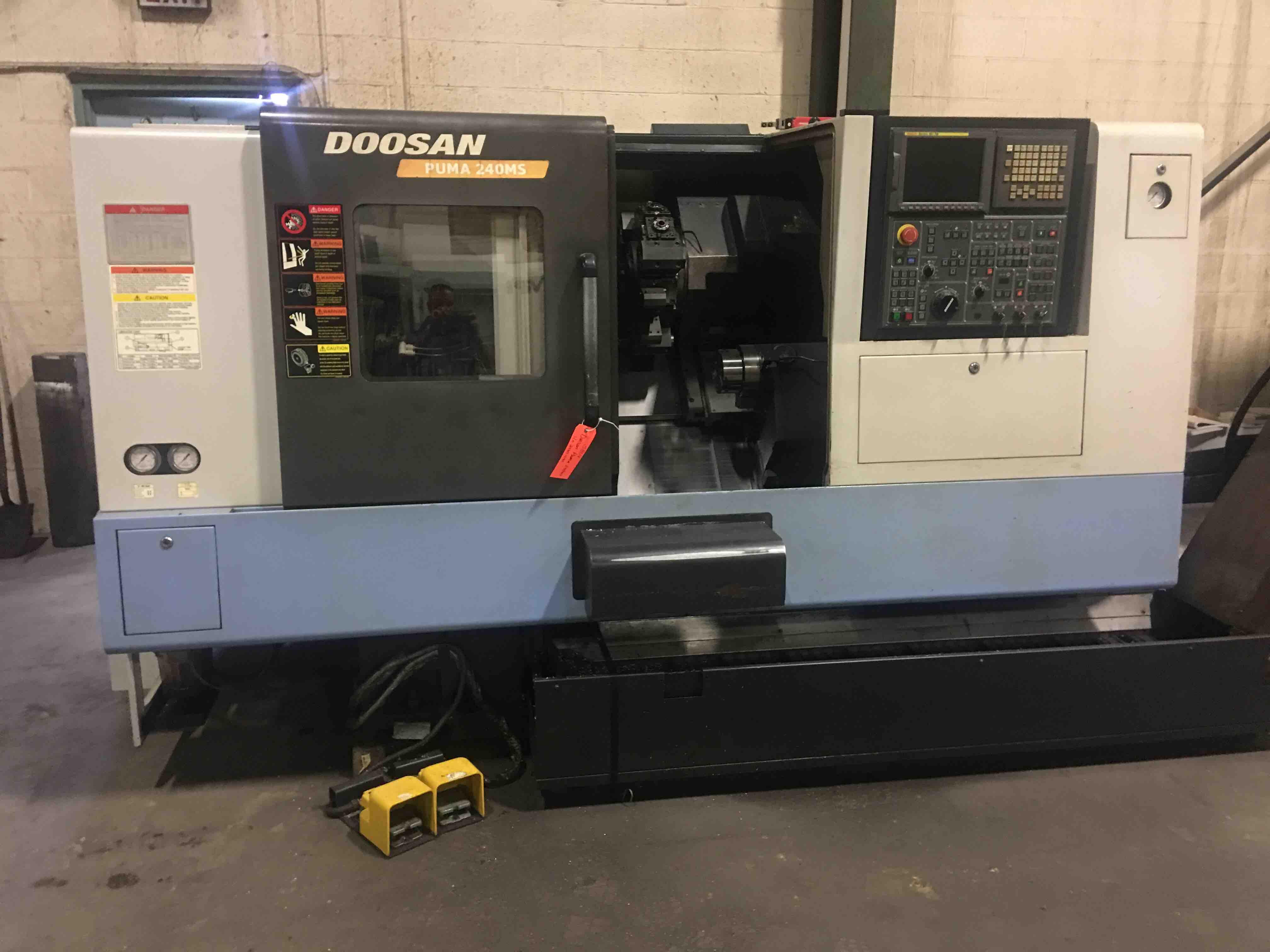 Doosan 240MSB CNC Lathe, Fanuc 18iMB, 8