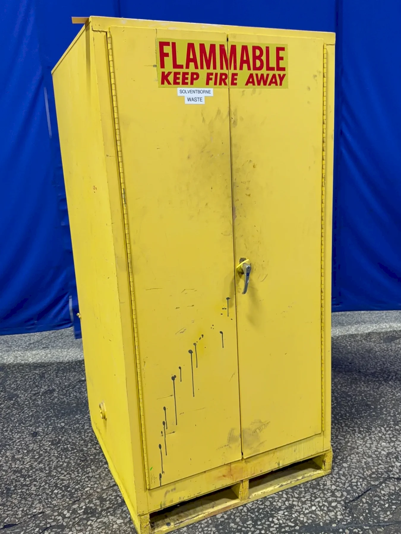 34" X 35" X 65" FLAMMABLE CABINET