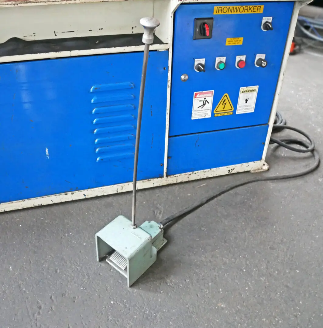 SUNRISE IW-66SD Ironworker - 66-Ton Dual-Station Hydraulic
