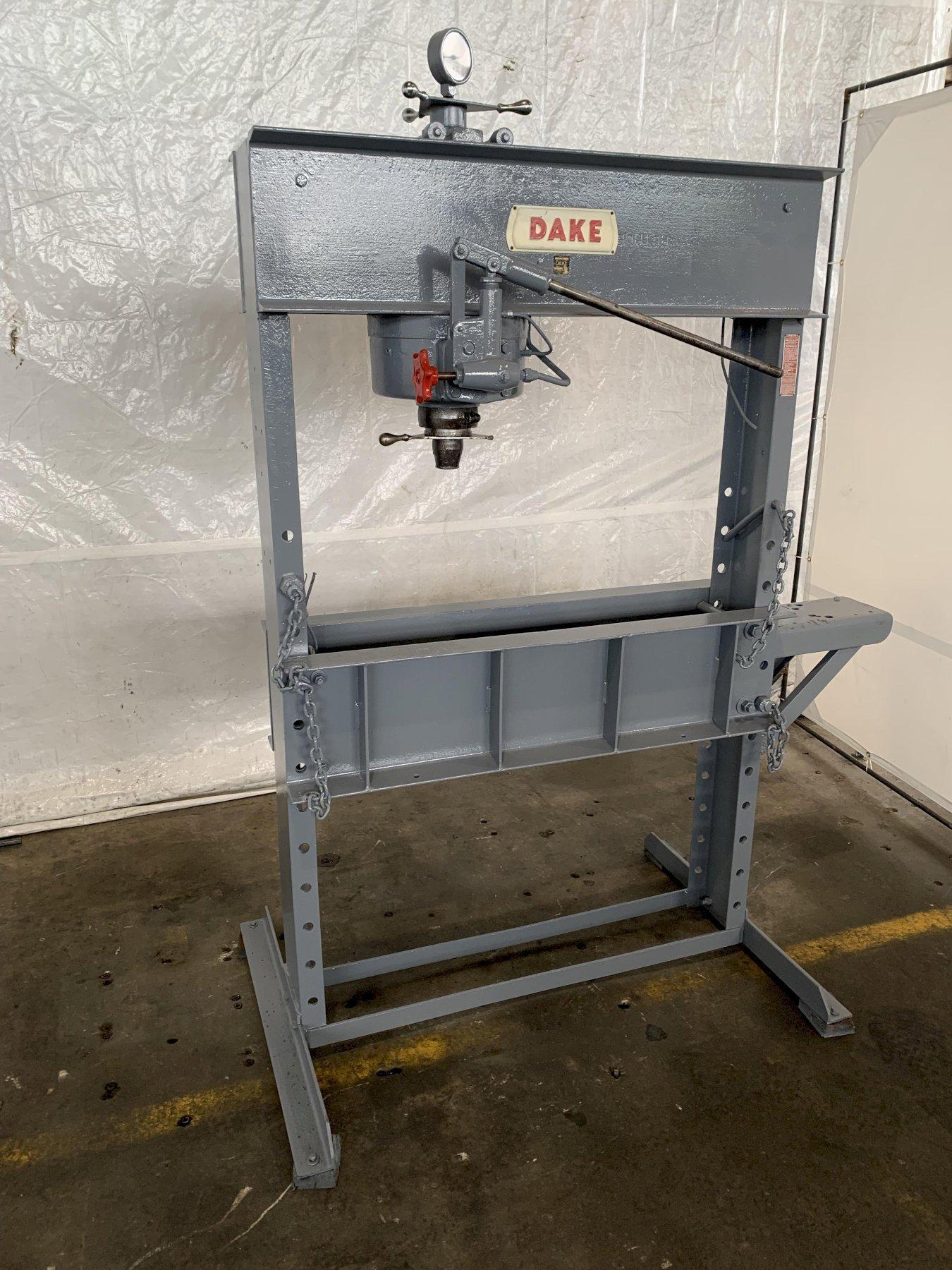 75 TON DAKE 75H HAND OPERATED HYDRAULIC PRESS. 0523723
