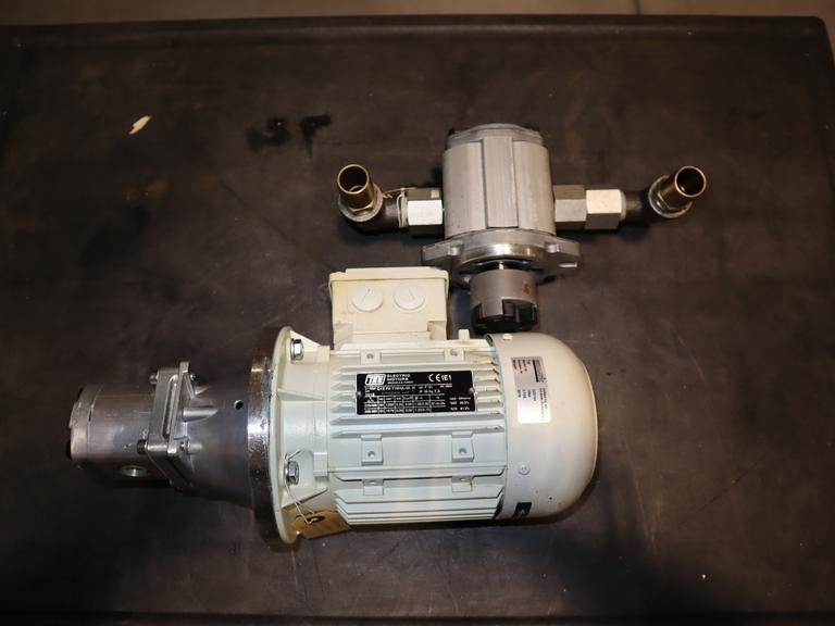 TEE Electric Motor - Q1EFA71M4A-40, 1670RPM 230v/460v & Marzocchi Gear Pump - ALP2A-D-30 10GPM, 2600PSI- Auction Item