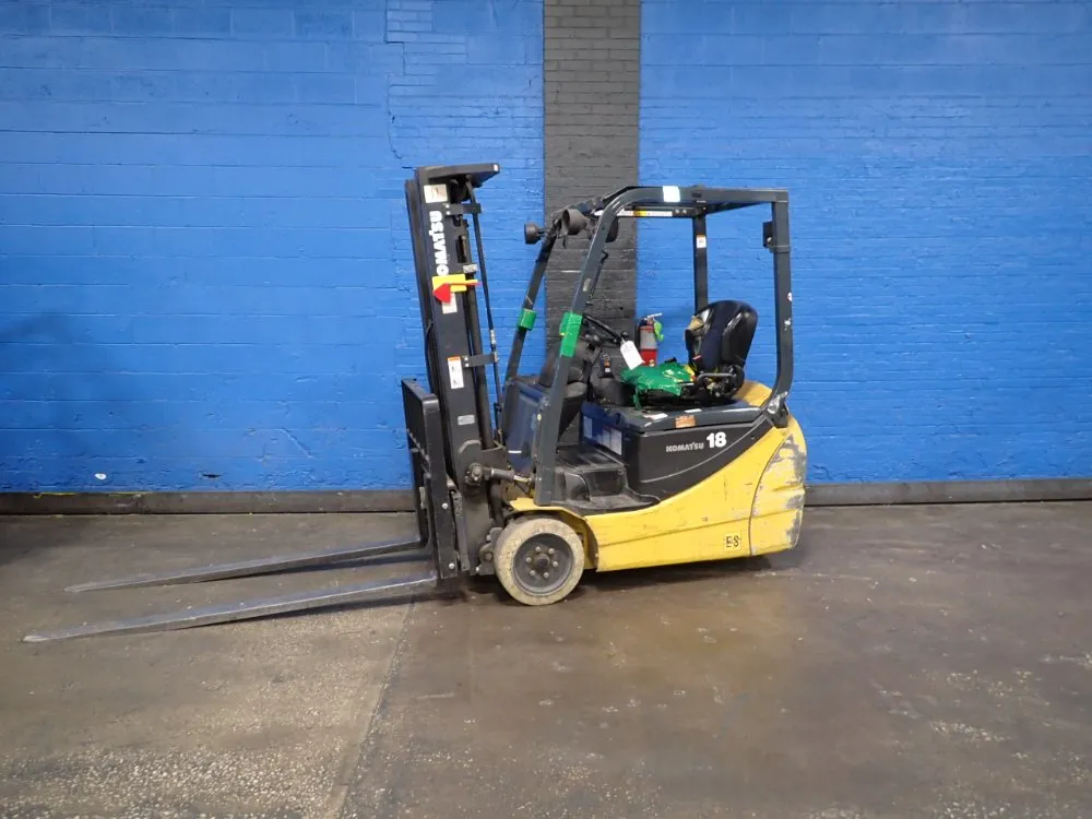 KOMATSU 2600 POUNDS ELECTRIC FORKLIFT  -  FB18MU-12