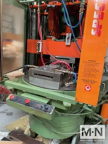 125 TON 10.3 OZ ENGEL MODEL VERTICAL 240/125VHRO INJECTION MOLDING MACHINE MFG 1990