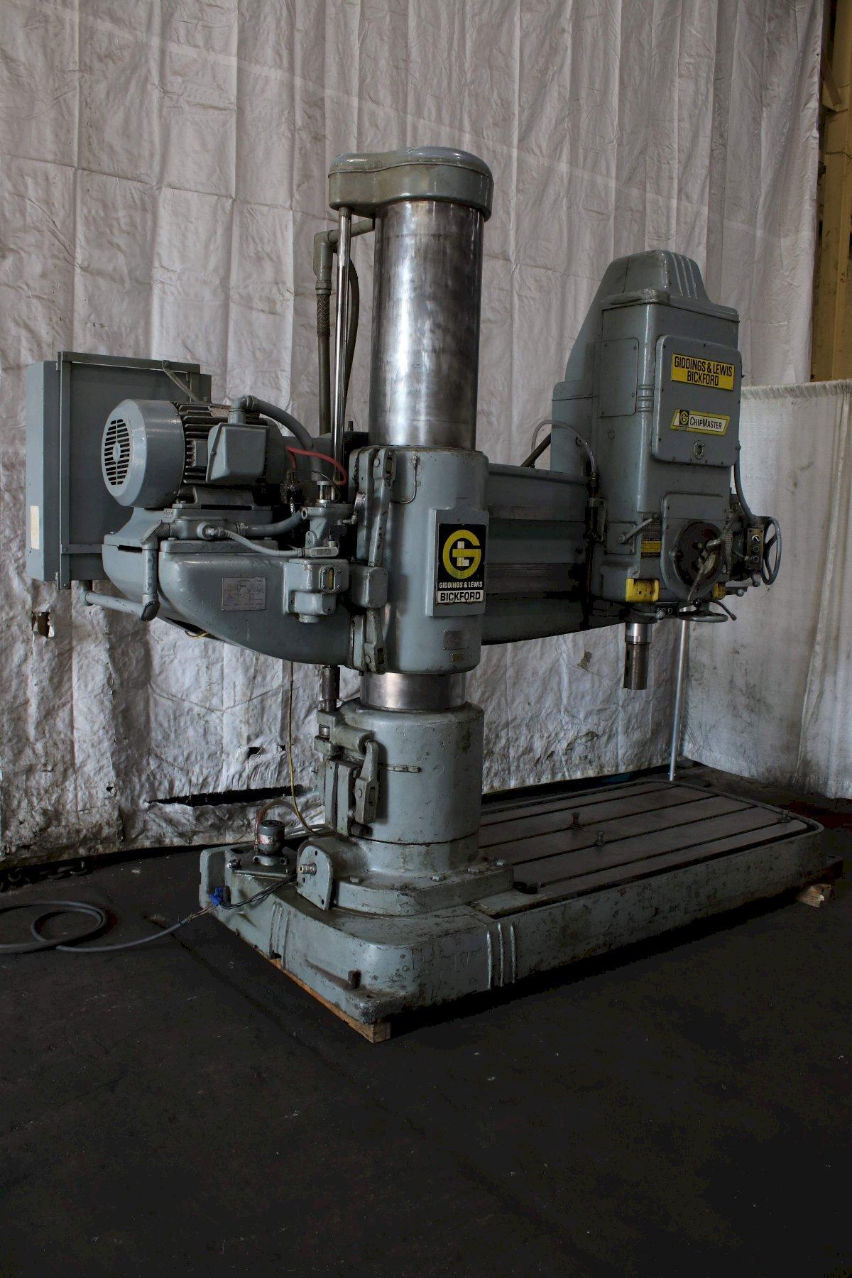6' X 15" GIDDINGS & LEWIS RADIAL DRILL