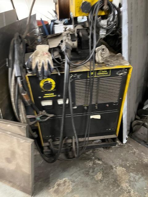 GMA 315 DC Welder