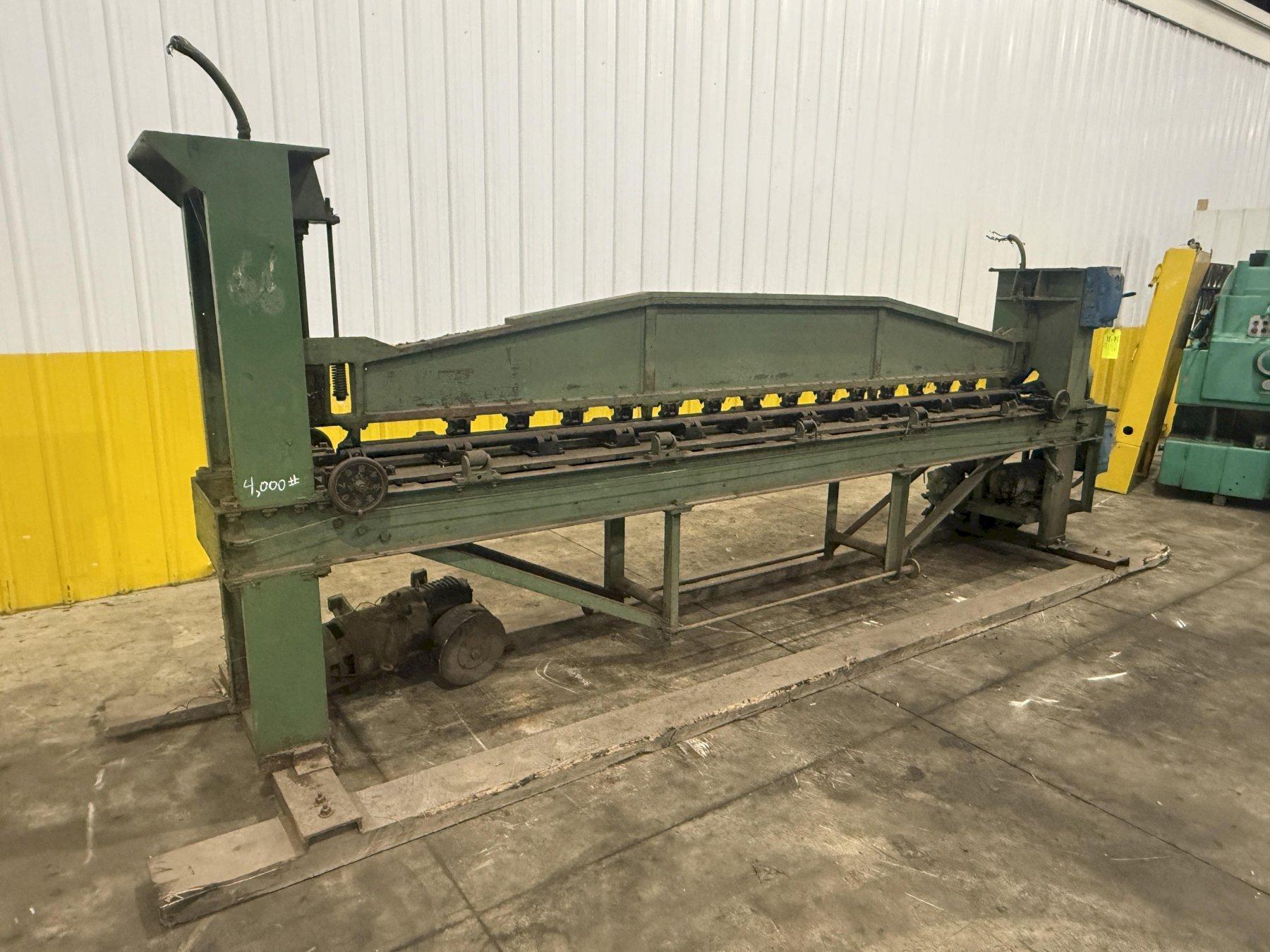 12' FARNHAM MODEL #5-41-8 ROLL FORMING MACHINE