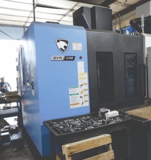 Doosan BVM 5700 VMC, 2022 – LNS Chip Conveyor & Chip Blaster