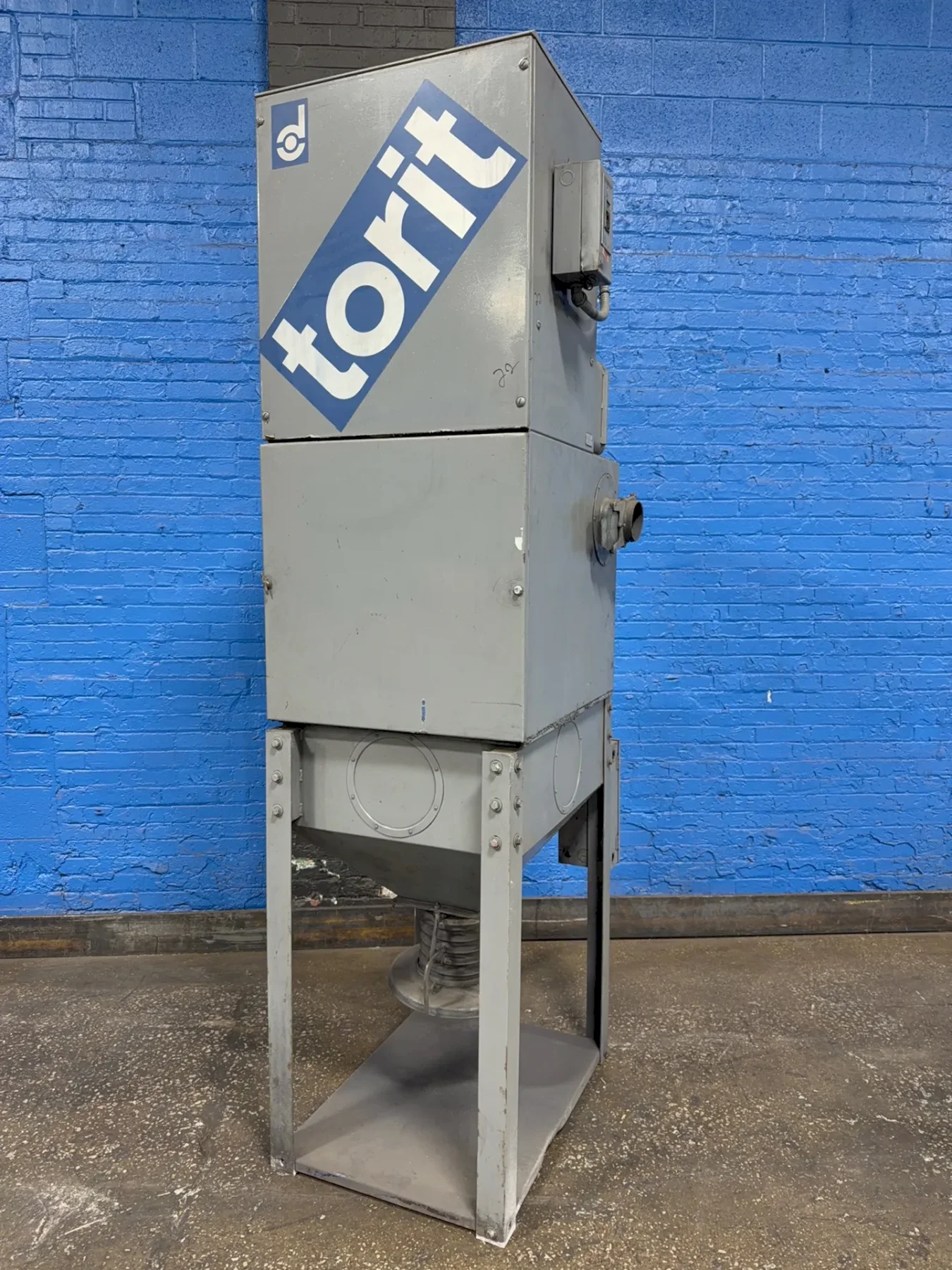 DONALDSON TORIT DUST COLLECTOR   -  VS-550