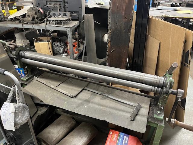 Niagara 38” Hand Bending Roll
