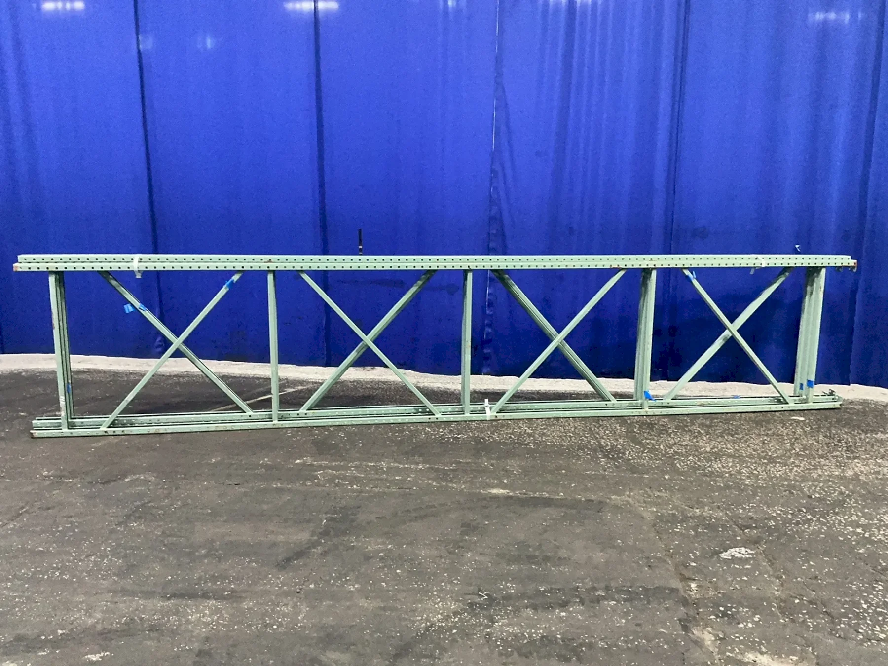 PALLET RACKING UPRIGHTS   -  TEAR DROP