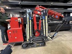 KEGIOM 350-4 SPIDER GAS POWERED COMPACT TELESCOPIC CRAWLER CRANE
