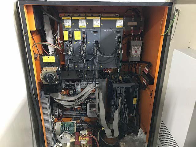 HARDINGE VMC600, 2-Pallet, Fanuc 0M-D CNC, (2) 12.2" x 24" Pallets, X=23.62",Y=16.14", Z=20.08", 8000 RPM, 20 ATC, New 2000.