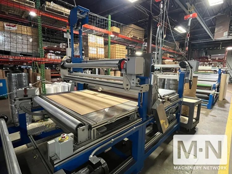 UNKNOWN LAMINATING MACHINE - Injection Molding Machines, Vertical