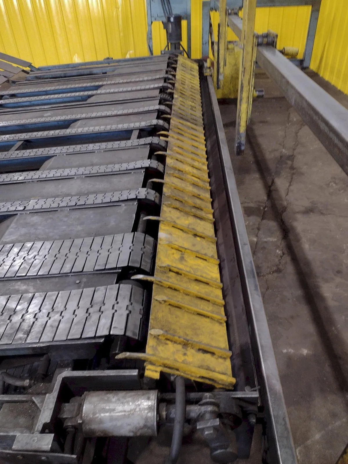 13' x 1/4" AMADA MODEL #M-4065 MECHANICAL POWER SQUARING SHEAR, FRONT GUAGING, CONVEYOR & STACKER