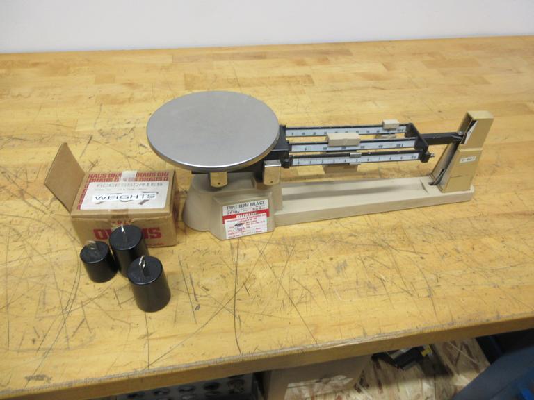 Triple Beam Balance Scale Grams W/ Calibration Weights- Auction Item