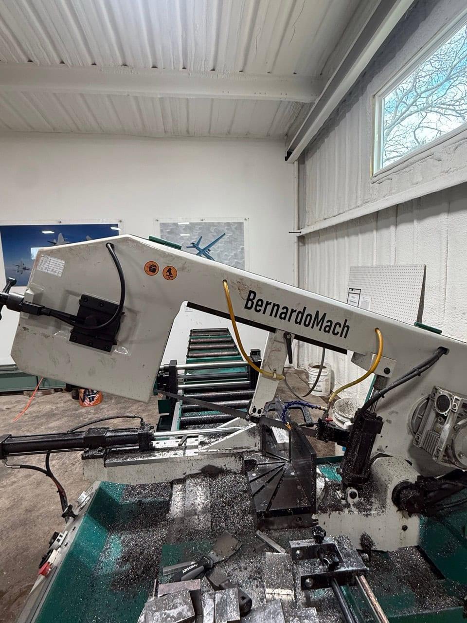Band Saw - Horizontal 36" - Texas, USA - $15,900