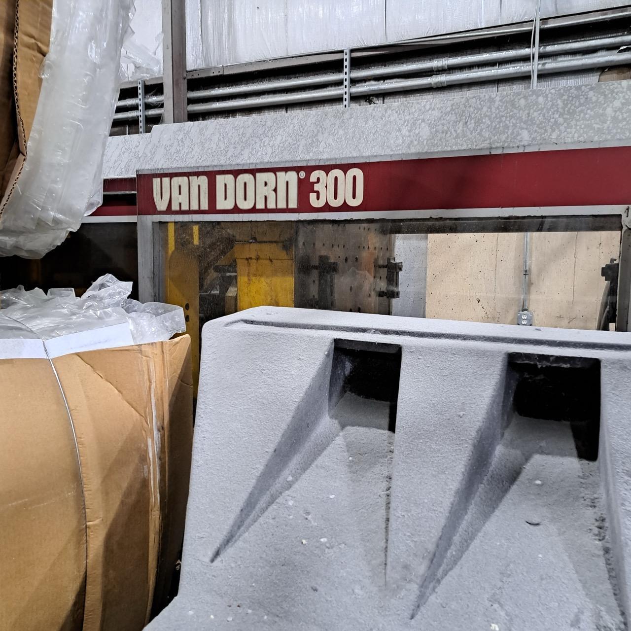 300 Ton, 30 oz Van Dorn 300 RS-30F-HT Injection Molding Machine, 1993