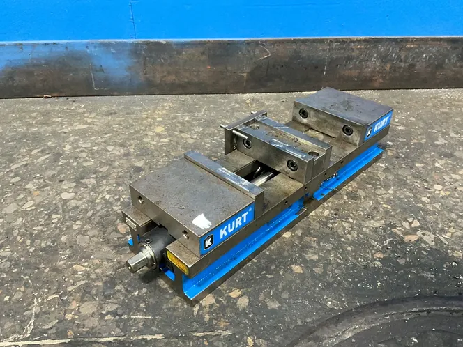 Kurt 6”  6” Vise