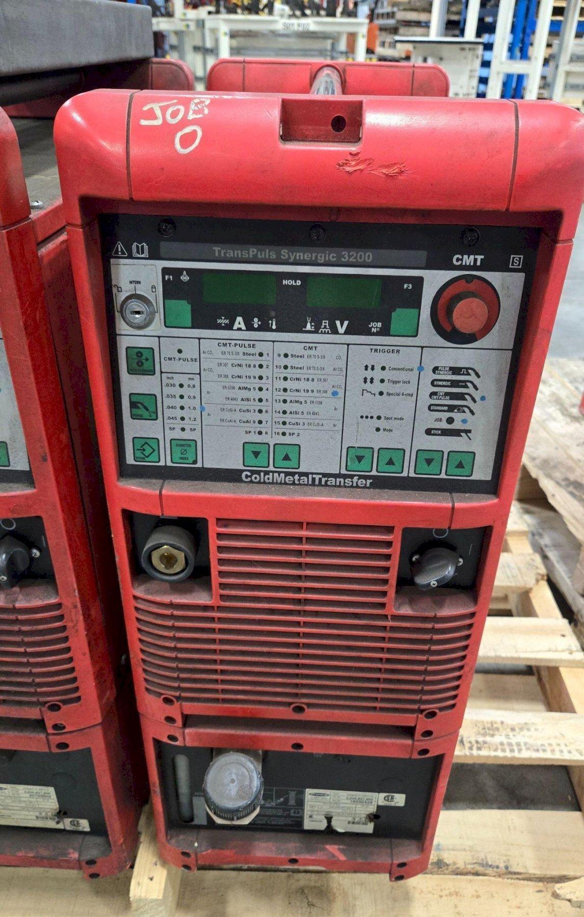 FRONIUS TRANSPULS SYNERGIC 3200 CMT MV / FK 4000-R 4075137800 USED