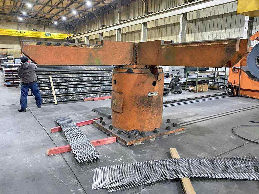 60,000# x 72" Strilich 4 Arm Entry Turnstile