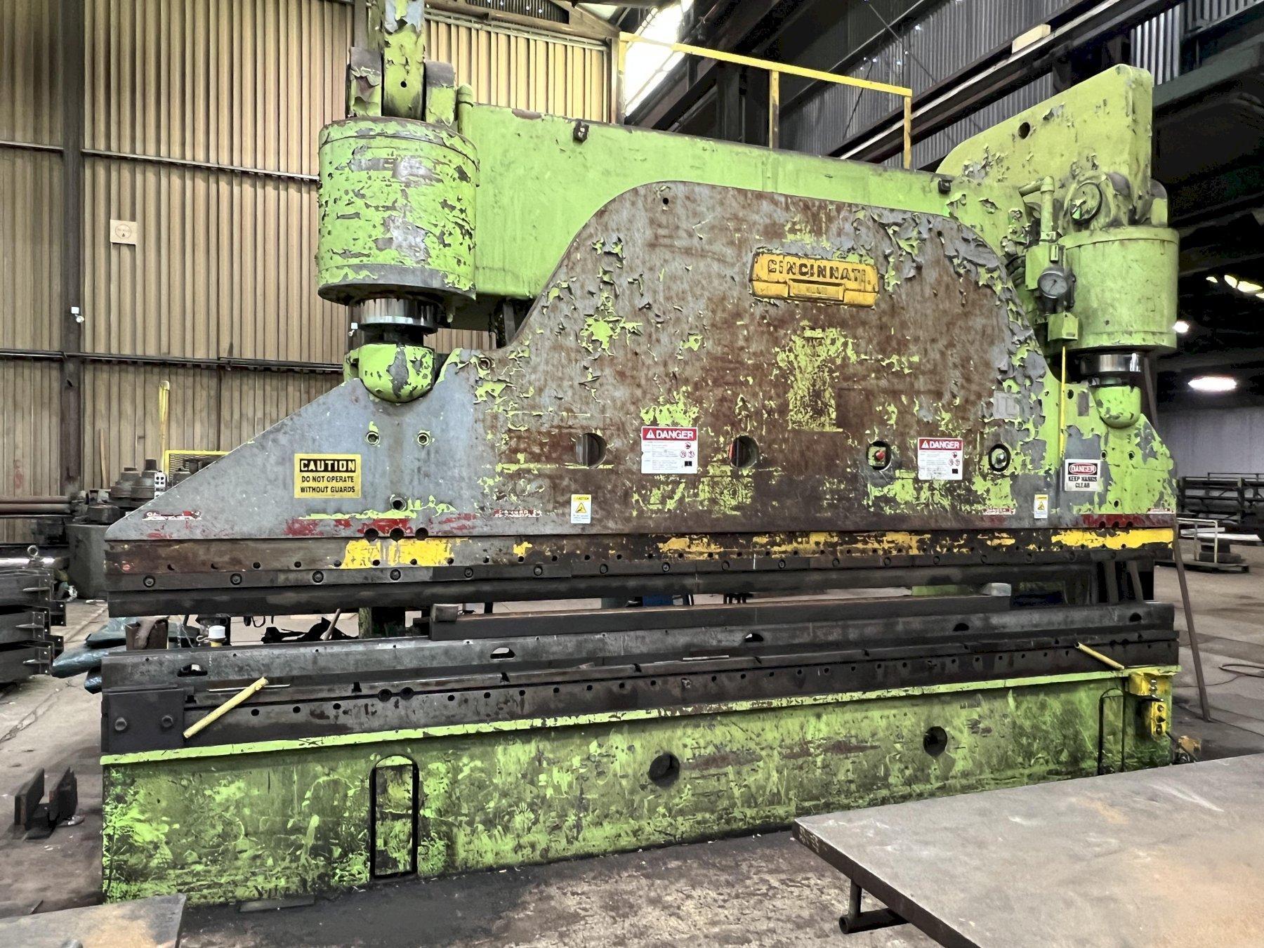 CINCINNATI #600H HYDRAULIC PRESS BRAKE