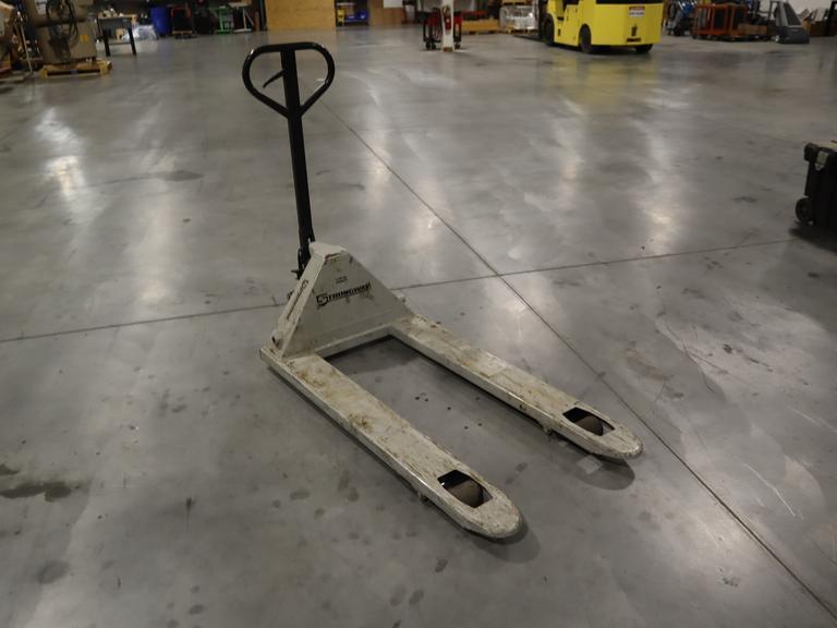 Strongway Standard Fork Pallet Jack  14.5" Between Fork x 48" Length, 5500 lb Capacity- Auction Item