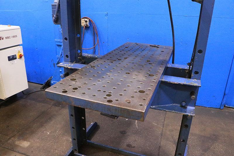 75 TON DAKE H-FRAME ELEC-DRAULIC HYDRAULIC PRESS MODEL 5-075