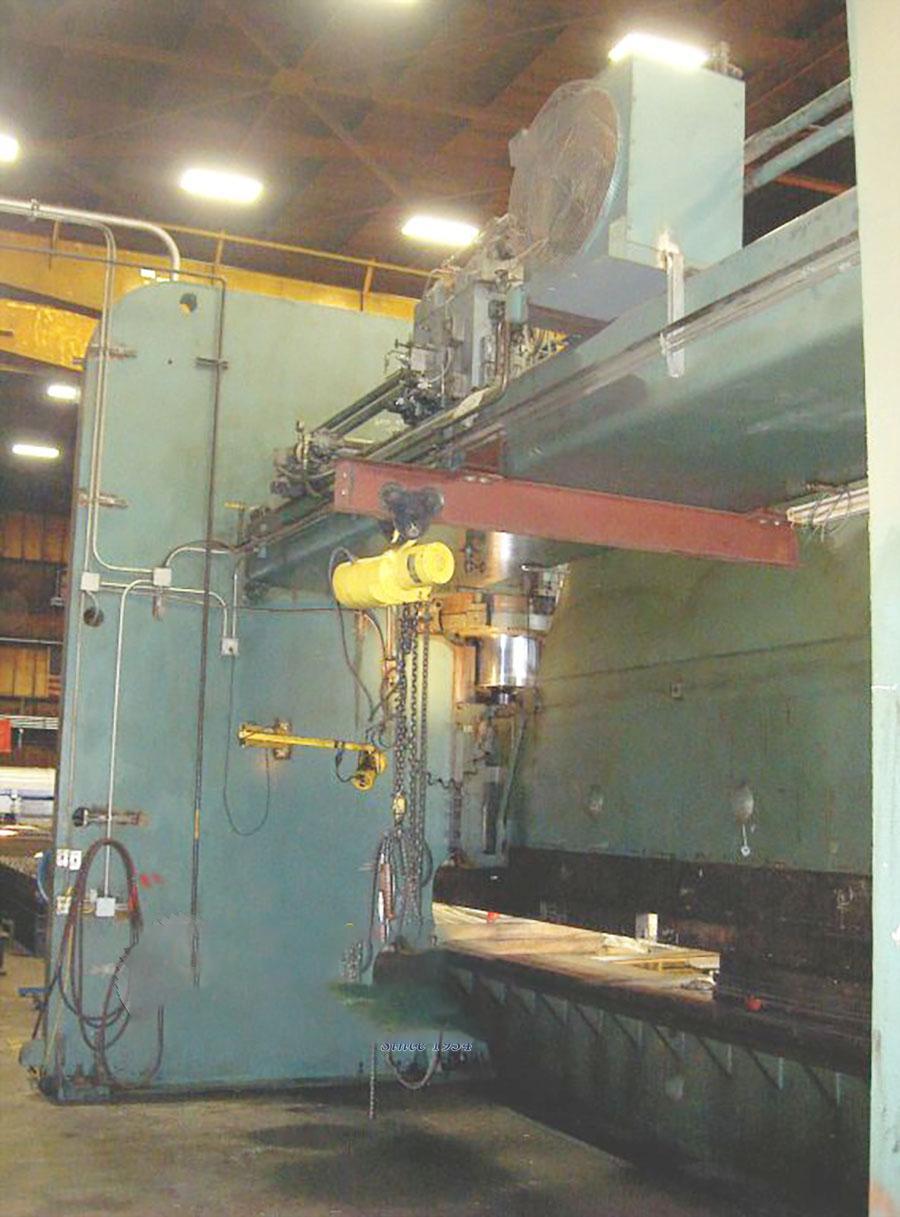 1500 TONS X 36' CINCINNATI MODEL 1500H HYDRAULIC PRESS BRAKE