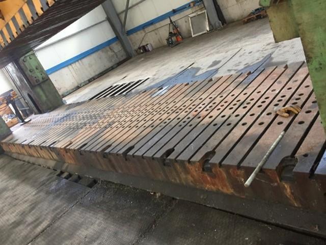 3000 Ton Innocenti  F2-3000-300 Mechanical Chassis Press