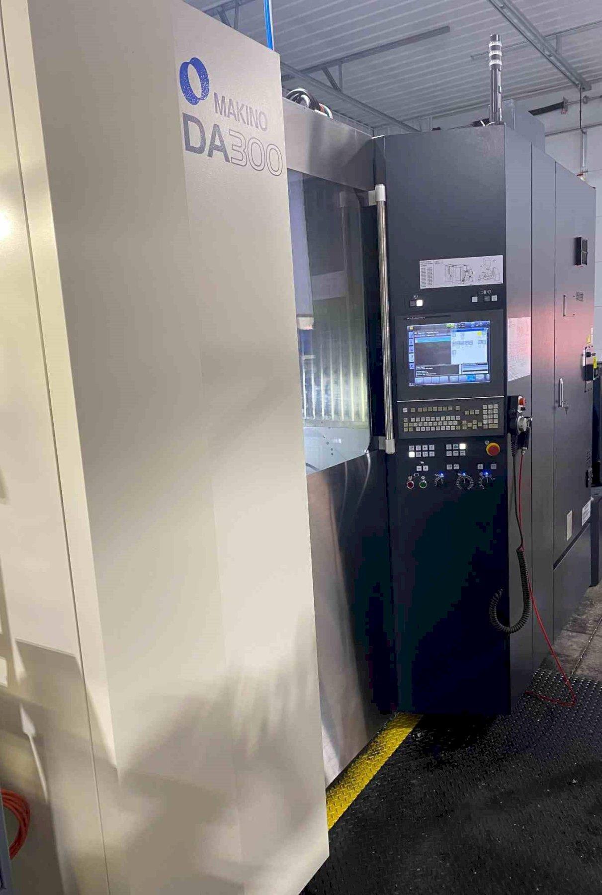 1 - PREOWNED MAKINO CNC 5-AXIS VERTICAL MACHINING CENTER, MODEL #: DA300, S/N: 257